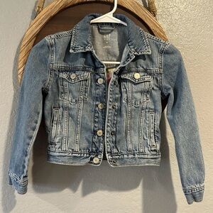GAP Kids Classic Blue Jean Jacket with a heart on the back Size M